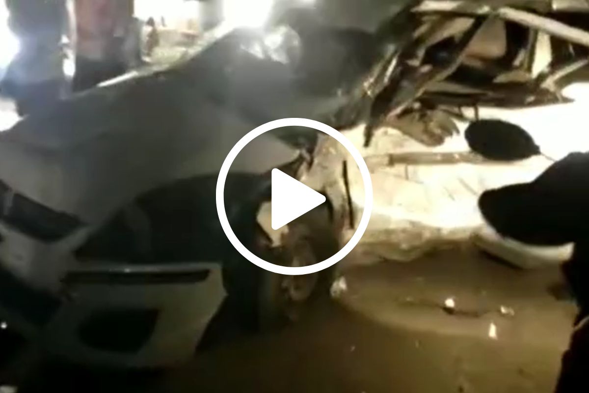 गंगापूर रोडवर दोन कारचा भीषण अपघात