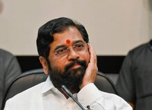 मुख्यमंत्री, हळदी कुंकू कार्यक्रमाला न आल्याने शिंदे गटाचे नगरसेवक नाराज मुख्यमंत्री, हळदी कुंकू कार्यक्रमाला न आल्याने शिंदे गटाचे नगरसेवक नाराज