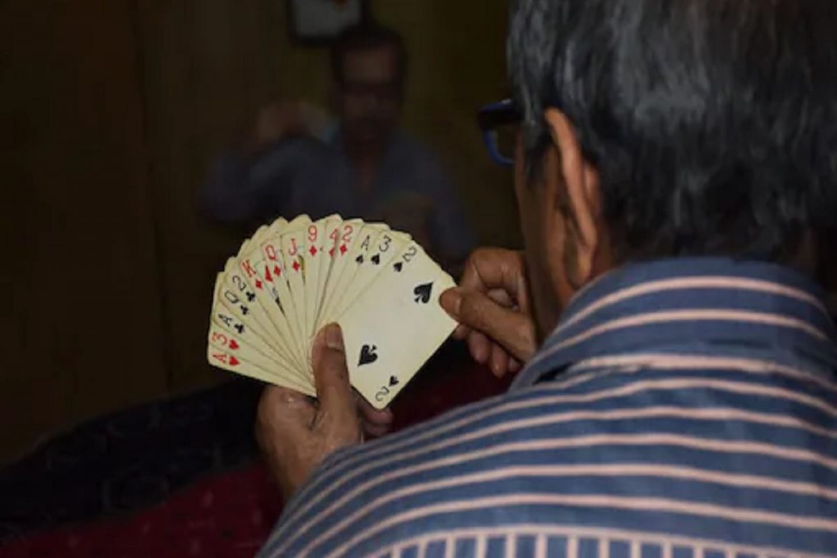 जुगाऱ्यांचं हायटेक तंत्रज्ञानाने पोलीसही अचंबित