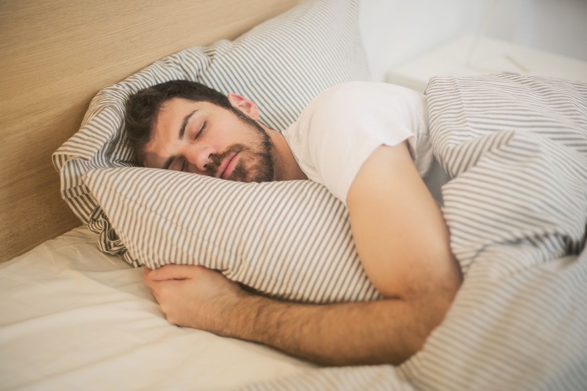 Good Quality Sleep : काय असते गुड क्वालिटी स्लिप? हे संकेत सांगतील कशी आहे तुमची झोप