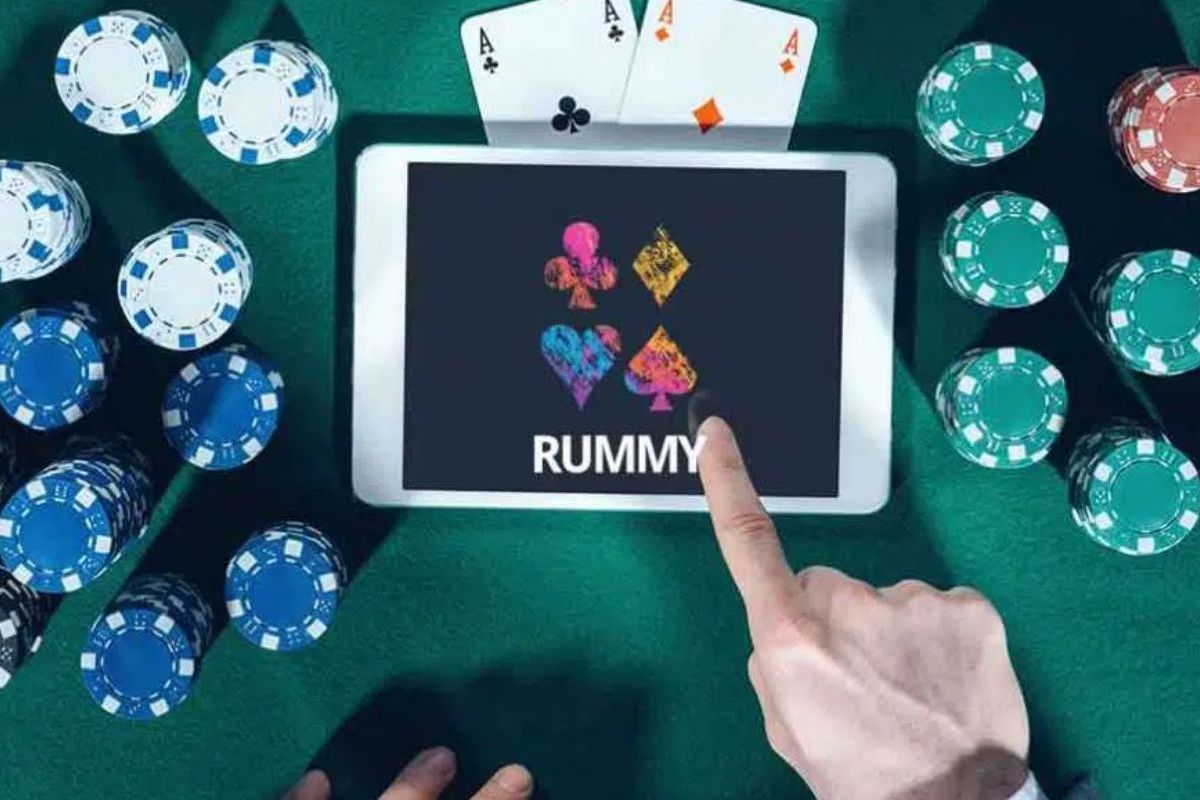 औरंगाबाद : प्राचार्याने चोरले कॉलेजमधील 10 लाख अन् खेळला ऑनलाईन रमी