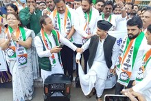 ..आणि राष्ट्रवादीच्या कार्यकर्त्यांनी 'राज्यपालांचं' धोतर फाडलं, पुण्यातील VIDEO