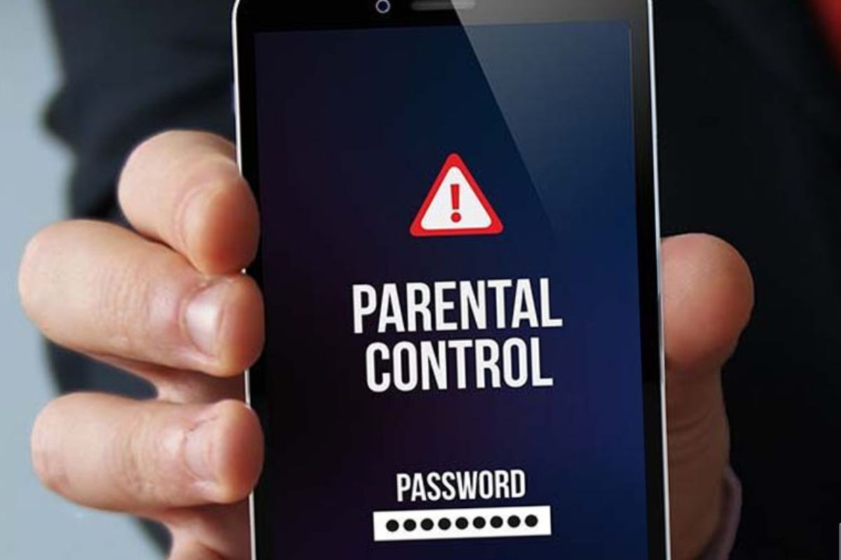 ‘या’ सेंटिंगद्वारे मुलांसाठी मोबाइल होईल सुरक्षित; मुलांना अयोग्य माहितीपासून दूर ठेवण्यासाठी होईल उपयोग