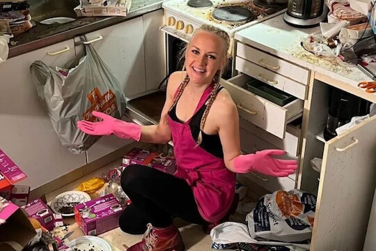  फ्री करते साफसफाई 