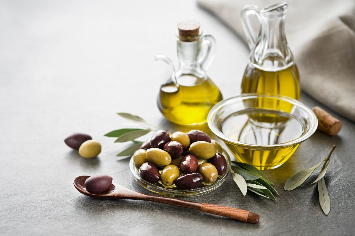 Cooking Oil : कॅन्सर, डायबिटीज अशा अनेक आजारांना दूर ठेवते हे तेल; स्वयंपाकासाठी उत्तम पर्याय