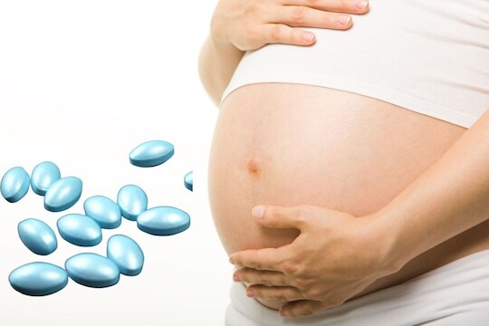 प्रेग्नन्सीमध्ये व्हिटॅमिन 'A' ची कमतरता घातक! पाहा कोणते व्हिटॅमिन्स असतात अत्यावश्यक