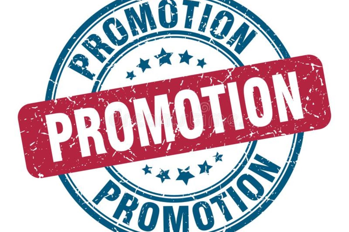 Career Tips: ऑफिसमध्ये प्रमोशन हवंय ना? मग तुमच्यामध्ये 'हे' स्किल्स आताच करा डेव्हलप