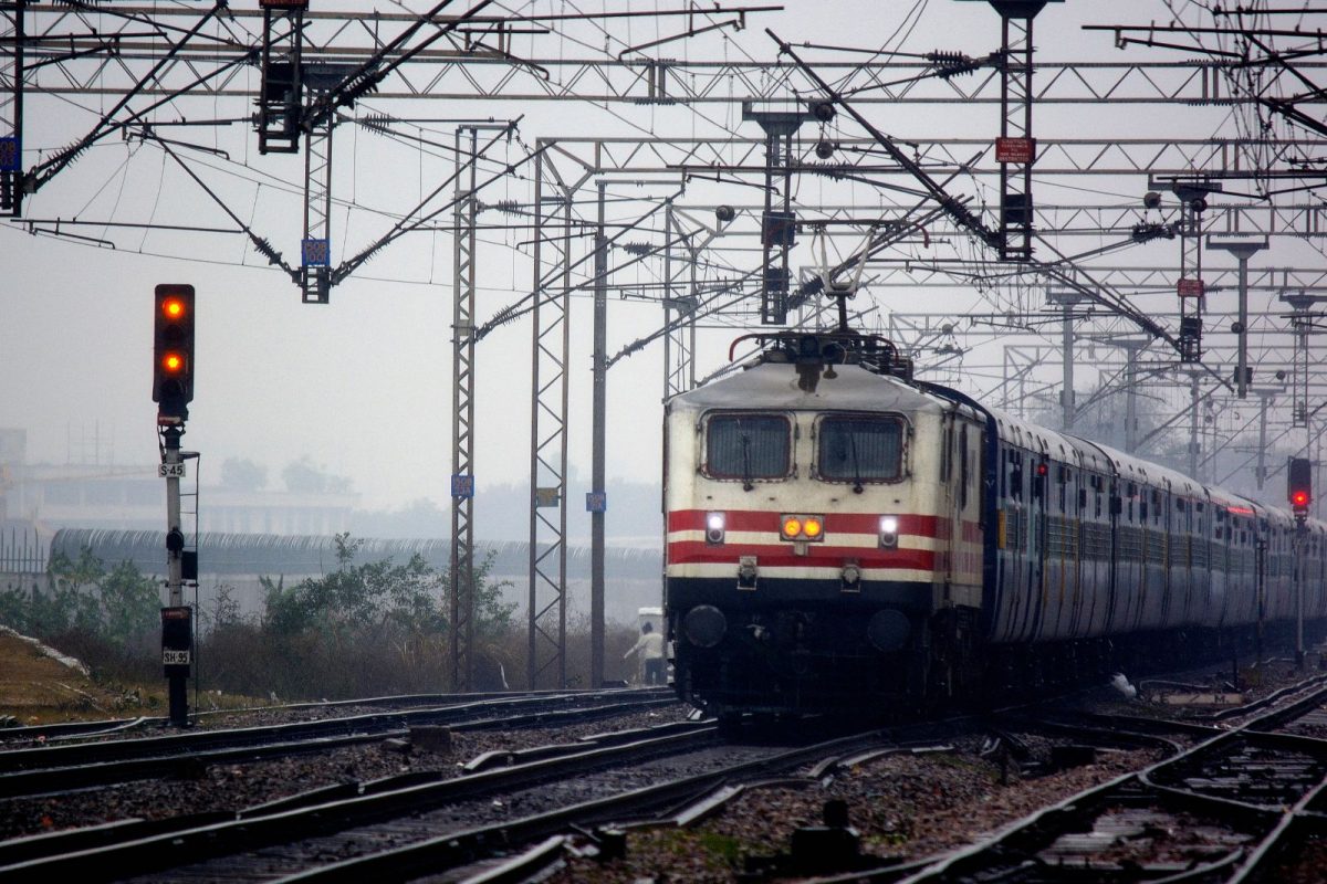 प्रतीकात्मक फोटो (सौजन्य - Canva)