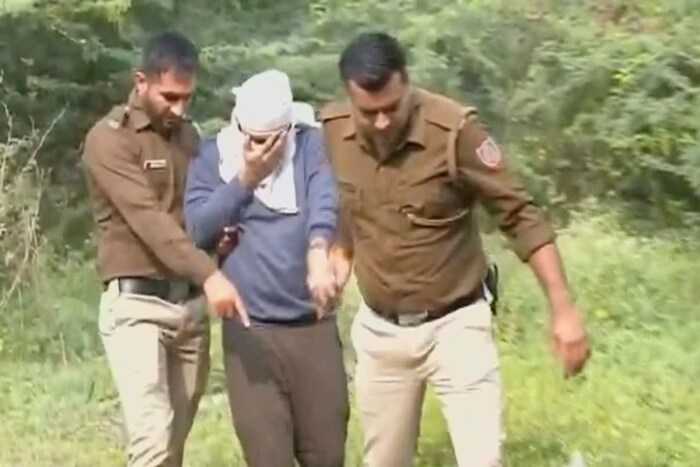 एका रिपोर्टप्रमाणे असं देखील सांगितलं जात आहे की अफताबने श्रद्धाला मारण्यासाठी एवढा मोठा प्लान आखला, तर पोलिसांसमोर लगेच गुन्हा का मान्य केला, यामागे कोणतं मोठं गुढं आहे का? किंवा पोलीसांना तिथपर्यंत पोहोचू द्यायचं नाहीय, यामुळे त्याने असं केलंय.
