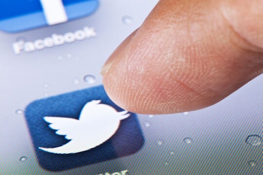 हा तर अन्याय! अमेरिकेपेक्षा भारतीयांना Blue tick साठी मोजावे लागणार जास्त पैसे