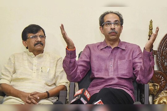 Uddhav Thackeray : शिवसेनेच्या इशाऱ्यानंतर राहुल गांधींनी टाळला सावरकरांचा मुद्दा? उद्धव ठाकरेंनी सांगितली Inside Story