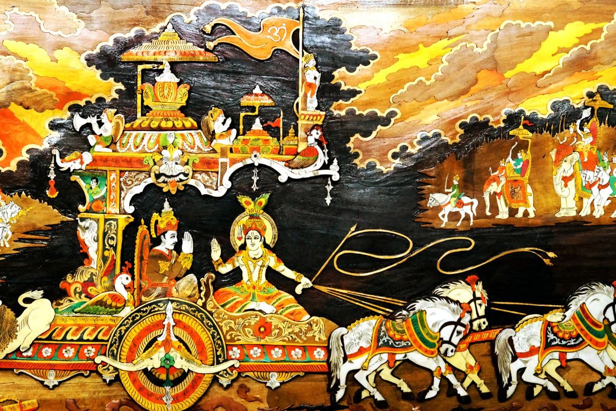 Gita Jayanti 2022: आज मोक्षदा एकादशीला साजरी केली जाते गीता जयंती, जाणून घ्या तिचं माहात्म्य
