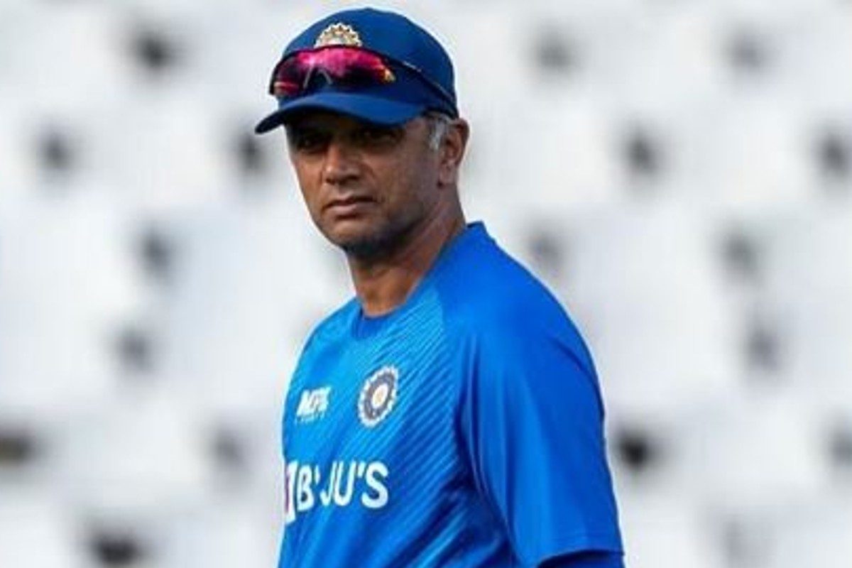 राहुल द्रविडची मुख्य प्रशिक्षकपदावरून उचलबांगडी होणार? BCCIच्या हालचाली सुरू