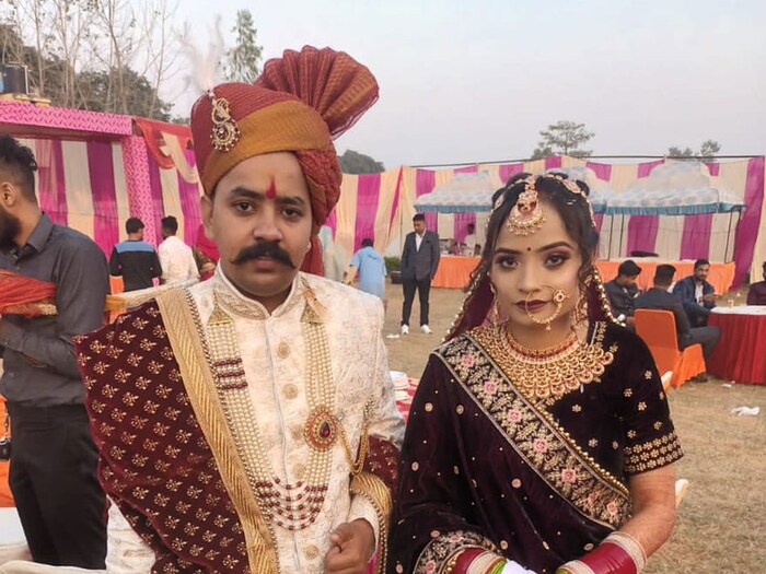 सहारनपूरच्या बुडगाव शहरातील सावंत खेडी गावचे माजी प्रमुख जगपाल सिंह यांचा मुलगा शुभम राणा याचे लग्न 2021 मध्ये मेरठ जिल्ह्यातील सलावा गावात राहणाऱ्या मोनाशी झाले होते. मात्र, घरात लग्नाचा आनंद फार काळ टिकू शकला नाही. लग्नाच्या तीन महिन्यांनंतर शुभमने स्वतःवर गोळी झाडून आत्महत्या केली. मुलाच्या मृत्यूनंतर जगपाल सिंग यांचे दु:ख वाढले. त्यांना आपल्या सुनेच्या भविष्याची काळजी वाटू लागली. त्यांनी सुनेला आपल्या मुलीचा दर्जा दिला आणि कुटुंबीयांशी चर्चा करून तिचा पुनर्विवाह करण्याचा निर्णय घेतला.