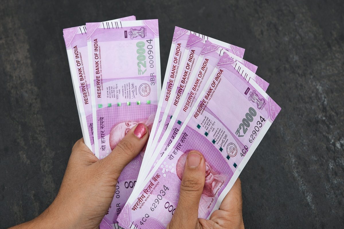 पैसे मोजताना होणाऱ्या चुका