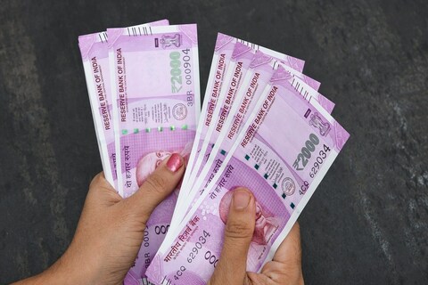 पैसे मोजताना होणाऱ्या चुका 