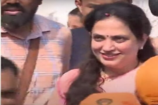 रश्मी ठाकरे  