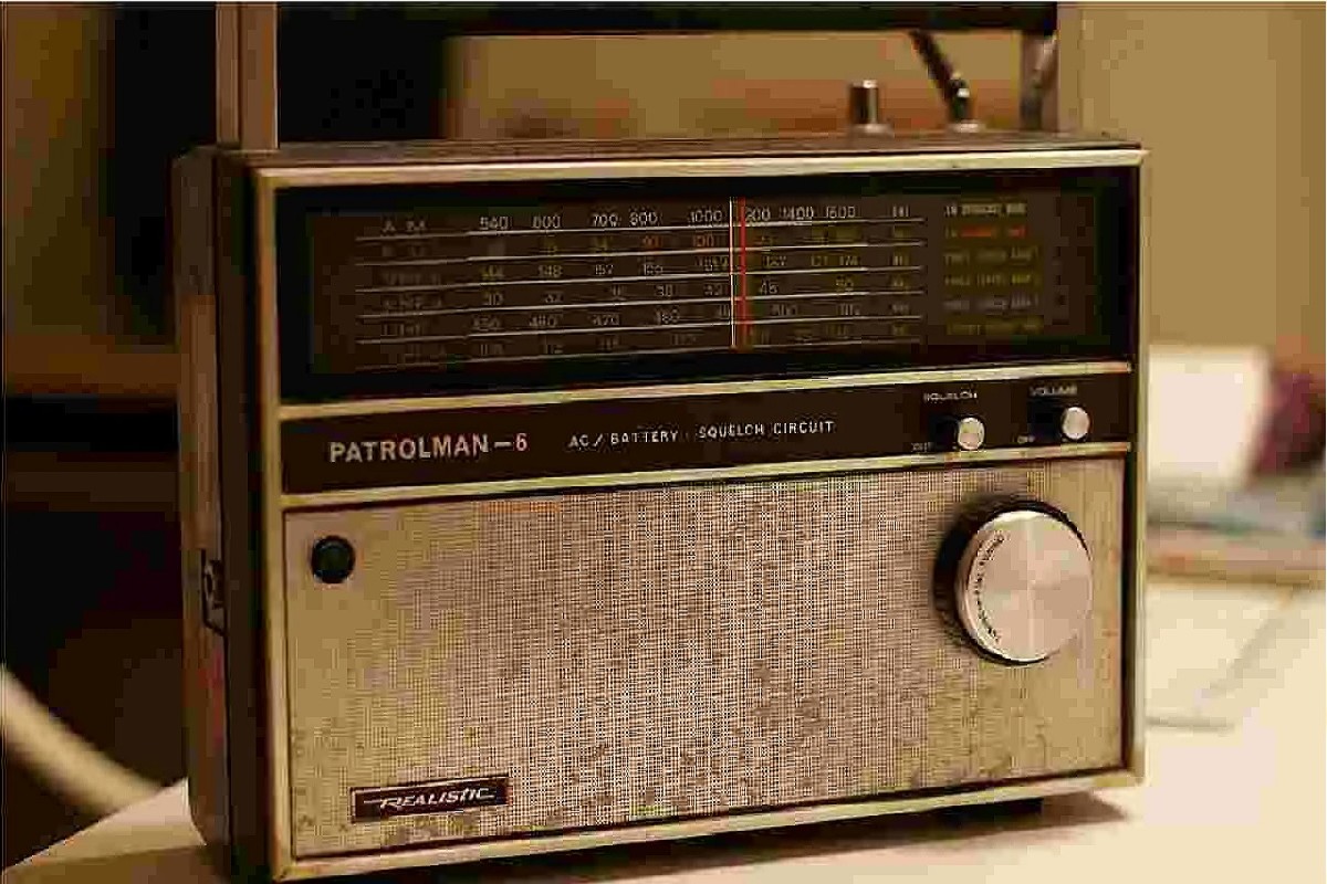 देशातलं एक असं गाव जिथं आजही इंटरनेट सोडाच, पण विजेचाही नाही पत्ता