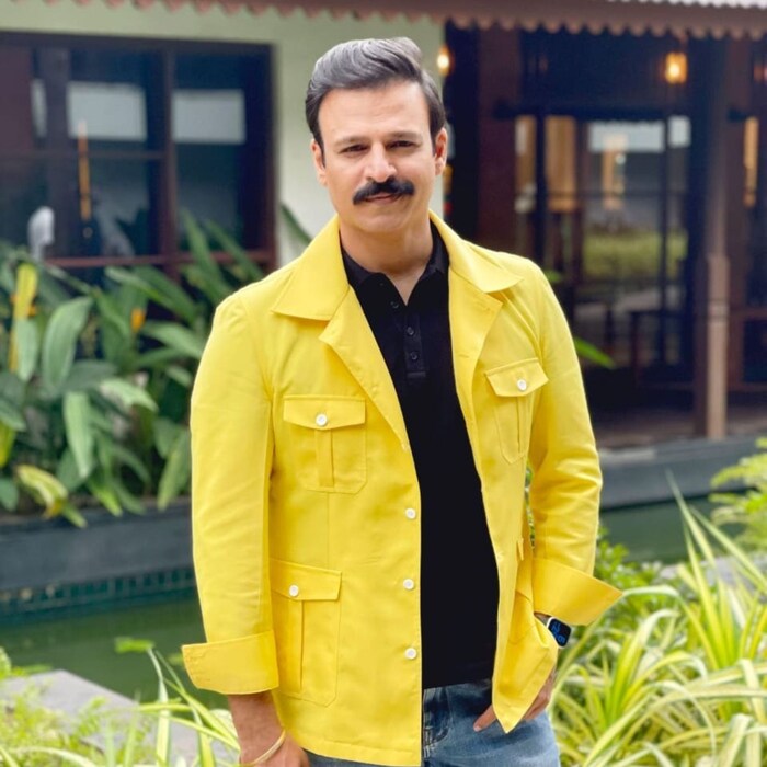  विवेक ओबेरॉयने अलिकडेच बॉलिवूड बबलला दिलेल्या मुलाखतीत त्याच्या आयुष्यात आलेल्या वाईट वेळेविषयी सांगितलं. 