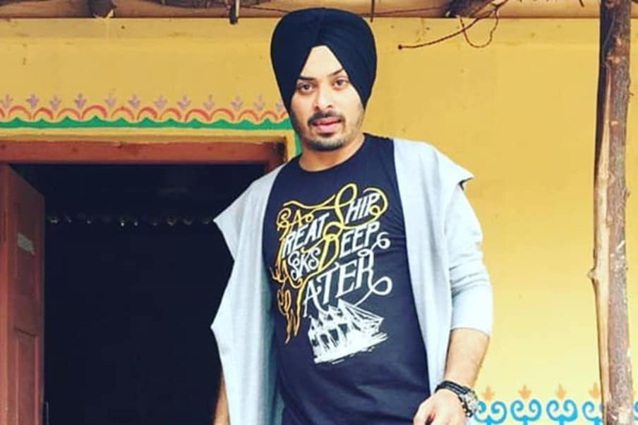 टीव्ही अभिनेता मनमीत ग्रेवालने 15 मे 2020 रोजी वयाच्या 32 व्या वर्षी आत्महत्या केली.
