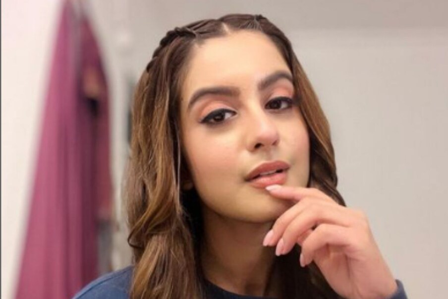 टेलिव्हिजन अभिनेत्री तुनिषा शर्माने शनिवारी महाराष्ट्रातील पालघर जिल्ह्यातील वसई येथे एका मालिकेच्या सेटवर आत्महत्या केली. 