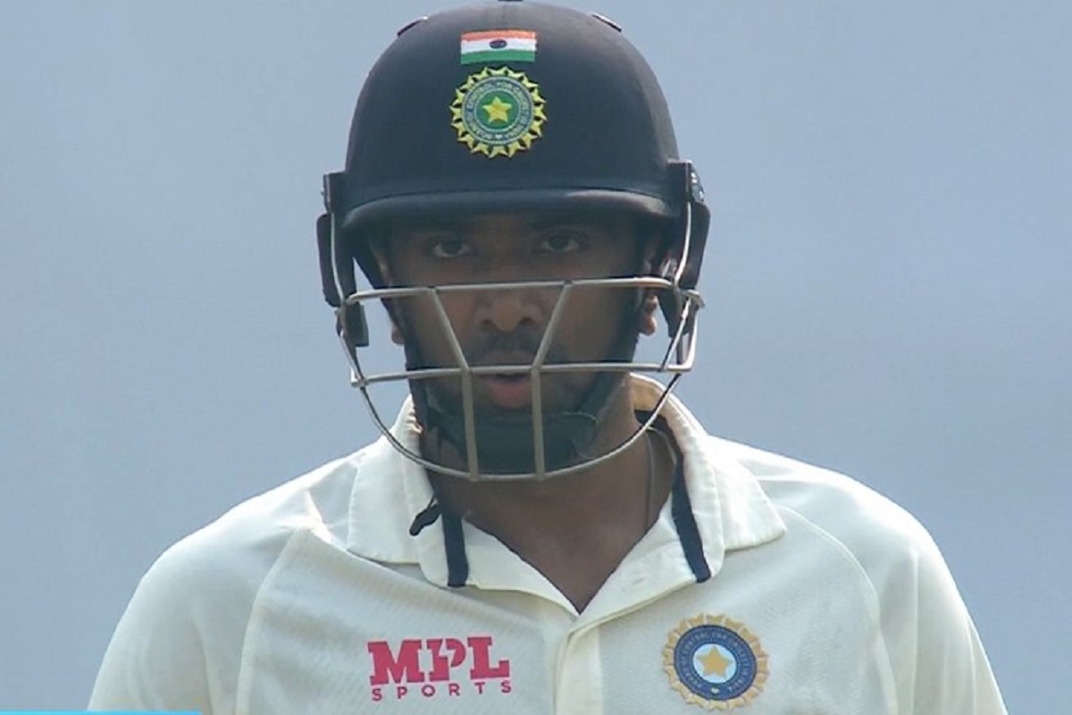 अश्विनने टीम इंडियाला विजय मिळवून देत केला विक्रम, 34 वर्षांपूर्वीचं रेकॉर्ड मोडलं