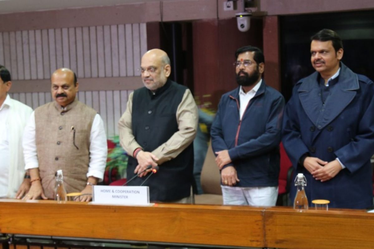 शिंदेंची अमित शाहांकडे तक्रार, बोम्मईंच्या ट्वीटरवर नवा ट्वीस्ट, बैठकीतली Inside Story