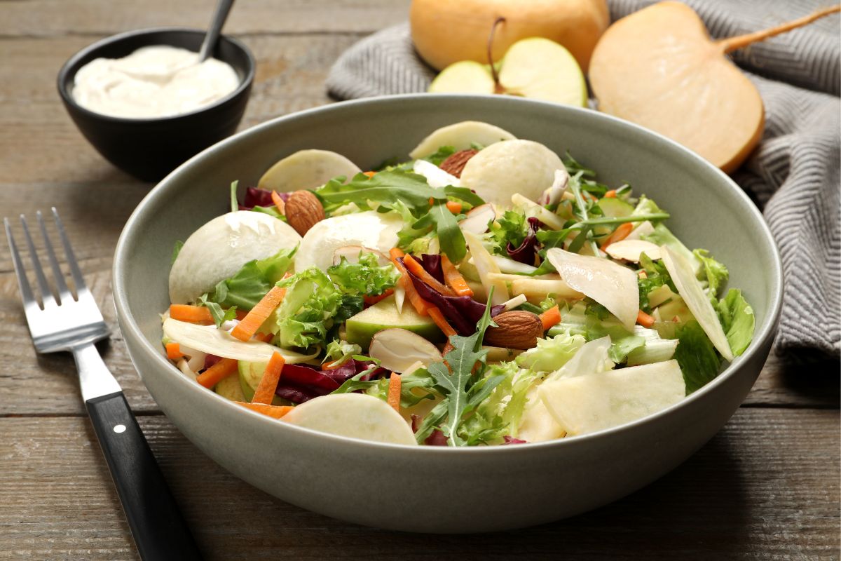 Weight Loss Tips : वजन कमी करायचंय? मग रात्रीच्या आहारात सामील करा हे पदार्थ