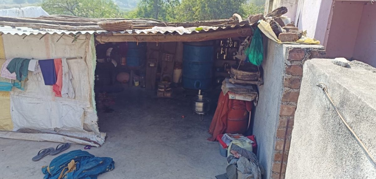 Jalgaon Crime : धक्कादायक ! चोरीसाठी चक्क वृद्ध महिलेचे कान कापले, जळगावातील घटनेने खळबळ