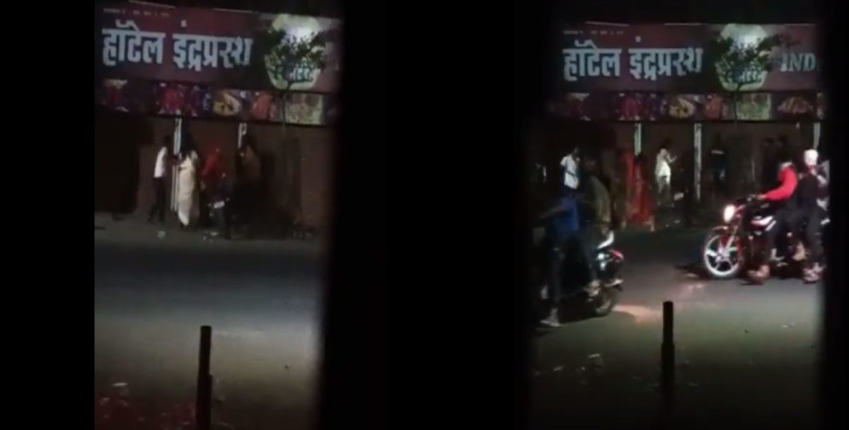 kolhapur Police : कोल्हापुरातल्या मुख्य चौकात दारु पिऊन धिंगाणा; पोलिसांनी असा चोपला, व्हिडिओ व्हायरल