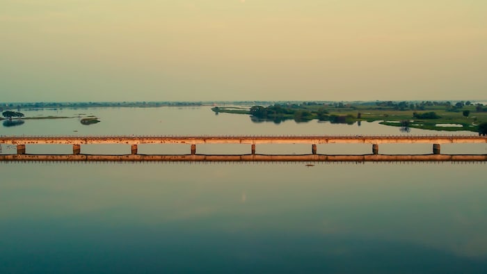 प्रवरासंगम येथे कायगाव टोके गावाजवळ श्री सिद्धेश्वर मंदिर समूह आहे. अहमदनगर आणि औरंगाबाद यांची सीमा म्हणजे अमृतवाहिनी प्रवरा नदी आणि दक्षिणगंगा गोदावरी यांचा प्रवरासंगम आहे. कायगाव टोके गावची ही हद्द आहे. 