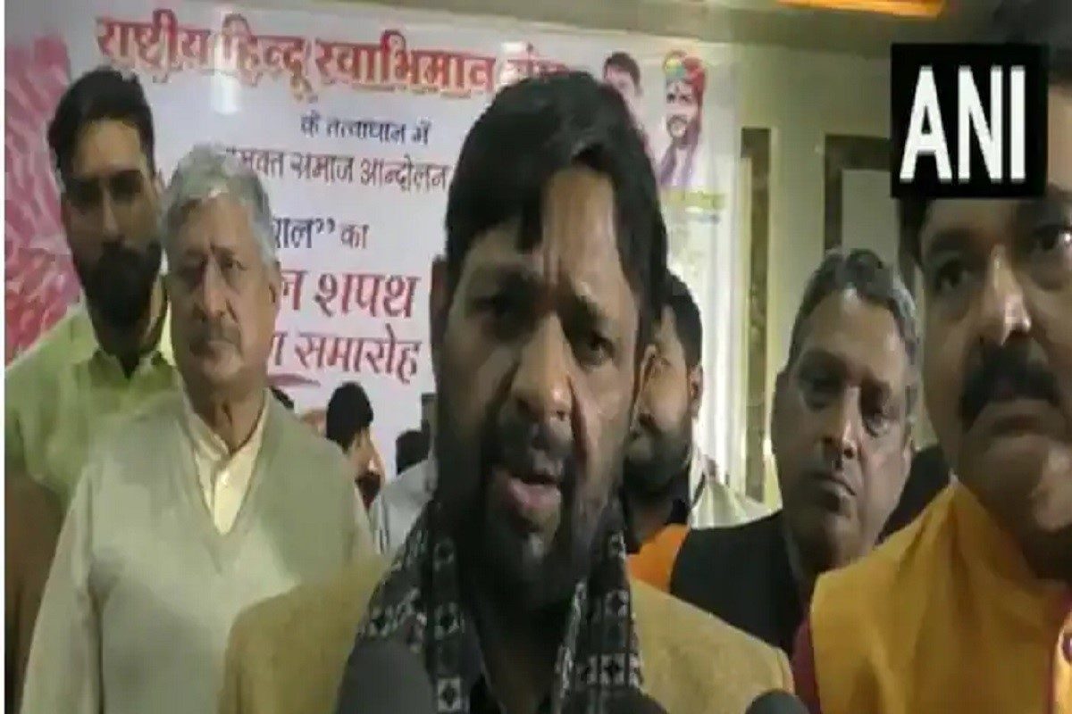 Mahatma Gandhi : नेहरू सिगारेट ओढायचे, गांधीजींचा मुलगाही ड्रग्ज घ्यायचा; भाजप मंत्र्याचे बेताल वक्तव्य Video