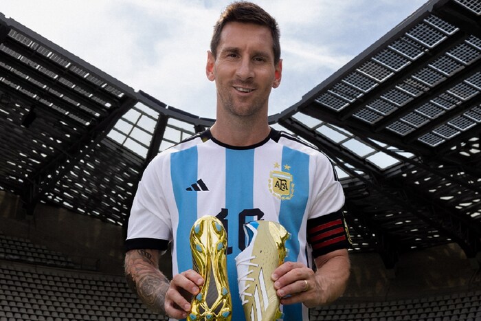 मेस्सीने मार्च 2022 मध्ये फॅन एंगेजमेंट अॅप Socios सोबत एक करार केला होता, त्यासाठी वर्षाला 20 मिलियन डॉलर्स मिळणार आहेत. यासोबतच मेस्सीने स्वत:ची क्लोथिंग लाइन सुरू केली असून पहिसं रिटेल आउटलेट २०१९ मध्ये बार्सिलोनात उघडलं होतं. याशिवाय Adidas सारख्या प्रसिद्ध ब्रँडसोबत त्याचा लाइफटाइम करार आहे.