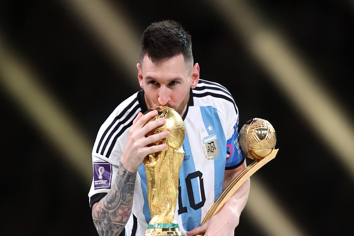 मेस्सीने फायनलमध्ये घडवला इतिहास, अशी कामगिरी करणारा एकमेव फुटबॉलपटू