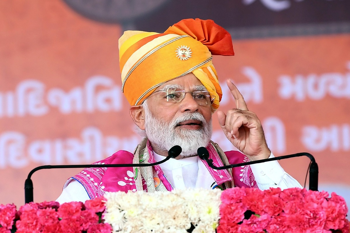 'सगळ्यांना भाजपचा पराभव करायचा होता पण...', सामनाच्या अग्रलेखात मोदींचं कौतुक