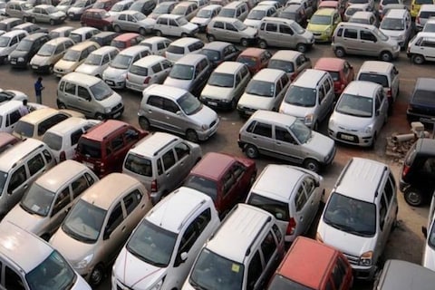 सेकंड हँड कार खरेदी करणाऱ्यांसाठी मोठी बातमी! सरकारने जाहीर केले नवीन नियम 