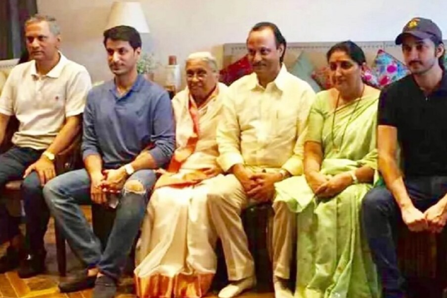 अजित पवार हे शरद पवारांचे राजकीय आधारस्तंभ मानले जात होते. त्यांचे थोरले बंधू अनंतराव पवार यांचे ते दुसरे पुत्र. अजित यांचे मोठे भाऊ श्रीनिवास, त्याचा ऑटोमोबाईल आणि इतर गोष्टींचा मोठा व्यवसाय आहे. दोन्ही भावांमध्ये सतत संवाद होत असतो.