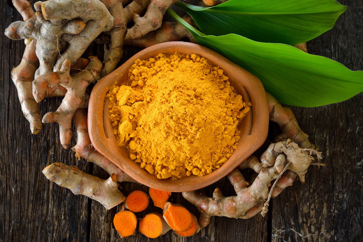 हळदीचे वास्तू उपाय