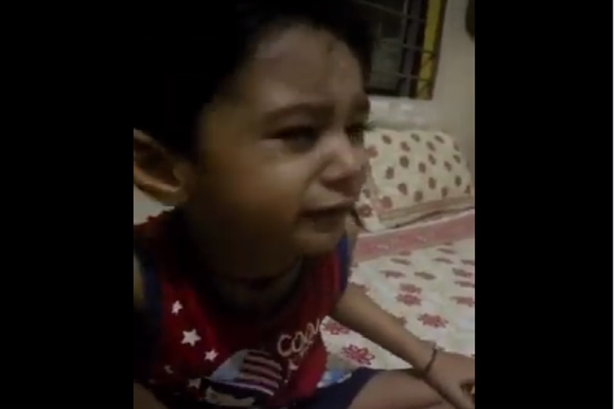 मला दारू द्या म्हणणाऱ्या मुलाचा व्हिडीओ व्हायरल