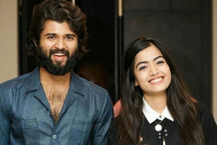  गेल्या अनेक दिवसांपासून एकमेकांना डेट करत असल्याची चर्चा रंगत आहे. पण दोघांही कायम त्यांच्या नात्याबद्दल बोलणं टाळतात.
