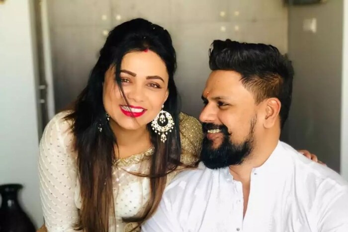 सध्या ती माझी तुझी रेशीमगाठ या मालिकेत नेहा हे पात्र साकारत आहे. प्रार्थनाच्या लग्नाला बराच काळ उलटला आहे. 
