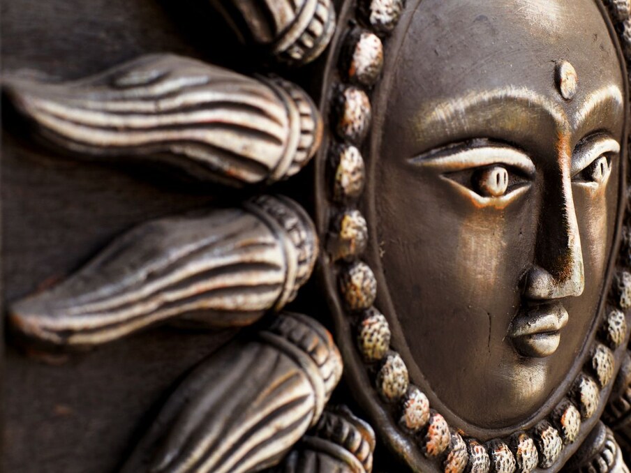 ॐ सूर्याय नम: (Image-Canva)