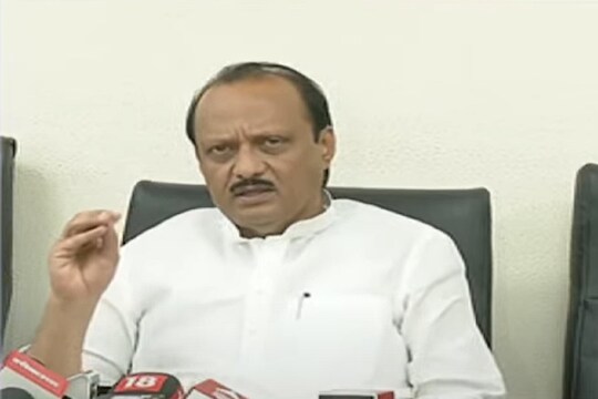 अजित पवार  