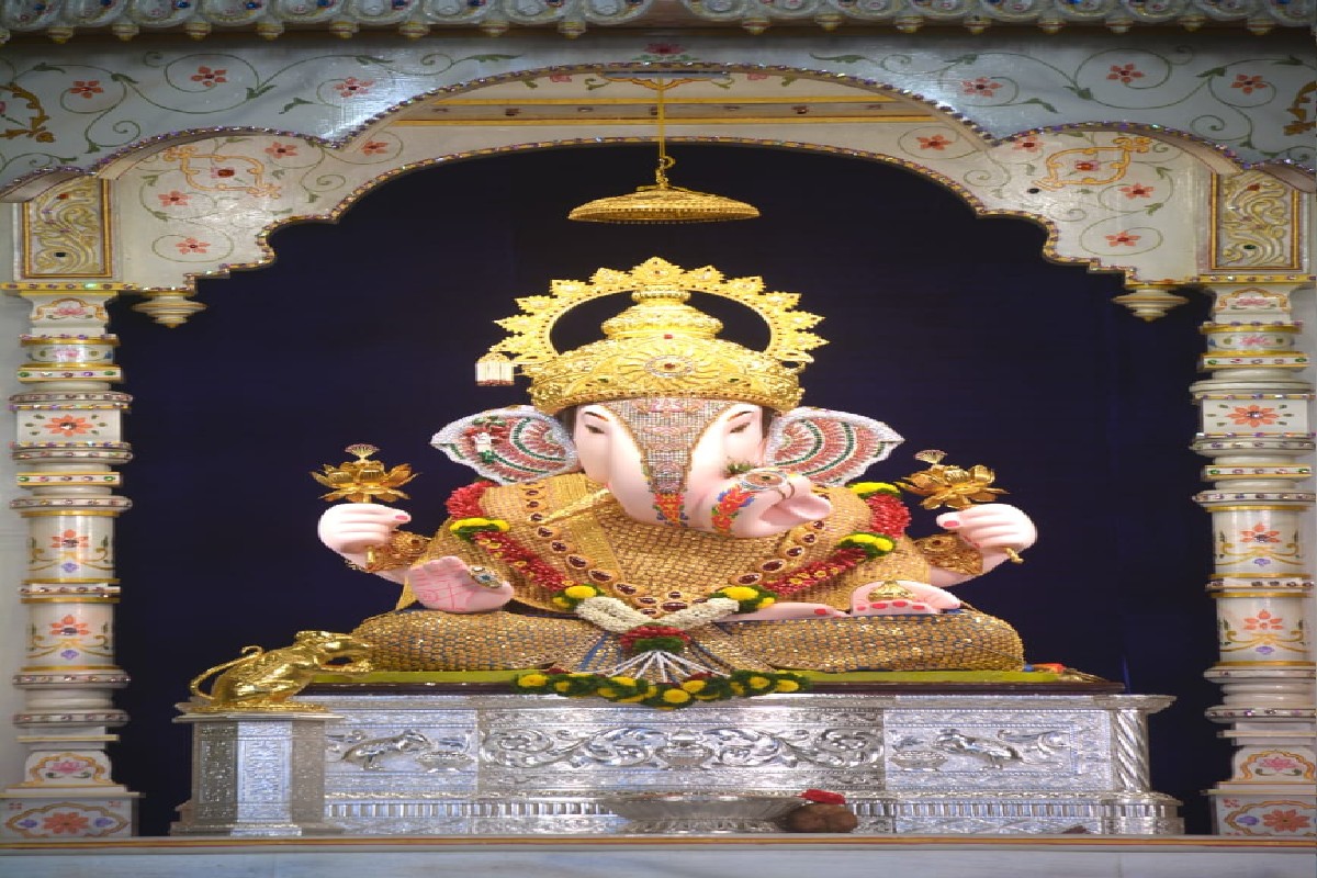 Maghi Ganpati 2023 : गणेश जयंतीला घ्या पुण्यातील 5 गणपती मंदिरात दर्शन, तुमचा दिवस जाईल शुभ