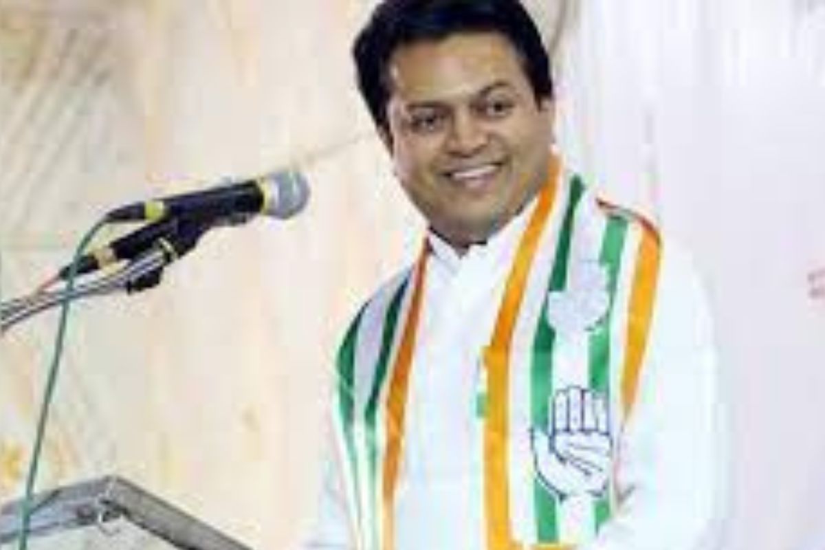 अमित देशमुख भाजपच्या वाटेवर? कारणही आलं समोर!