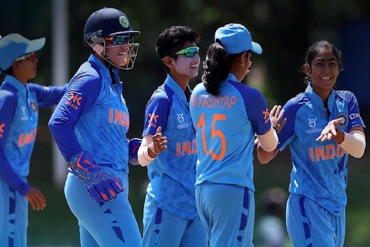 Under 19 WC : वर्ल्ड कप जिंकून भारतीय महिला संघ रचणार इतिहास? कुठे, कधी पहाल अंतिम सामना