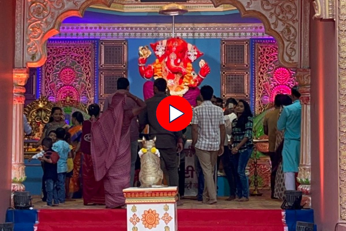 Maghi Ganpati 2023: कामाठीपुऱ्याच्या गल्लीत कसा साजरा होतो गणेशोत्सव? पाहा Video