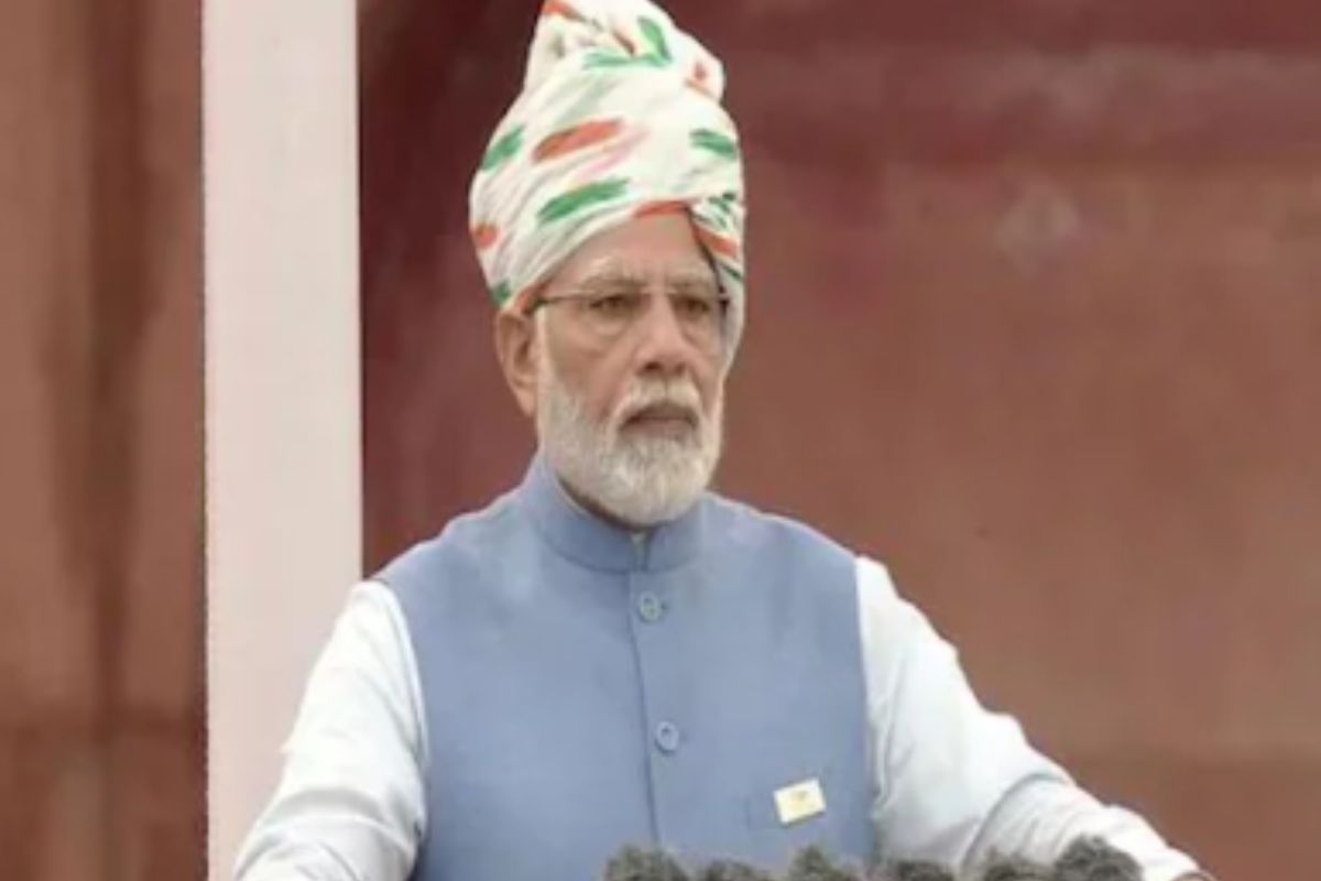 पंतप्रधान नरेंद्र मोदी हे आज मुंबई दौऱ्यावर आहेत, त्यांच्या हस्ते आज मुंबईमध्ये विविध विकास कामांचं उद्घाटन होणार आहे. 