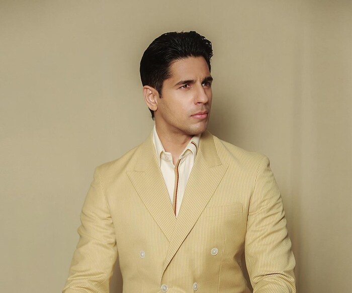 पण कियारा आधी सिद्धार्थच्या बॉलिवूडच्या काही टॉप अभिनेत्रींनसोबत अफेअरच्या चर्चा रंगल्या होत्या. 