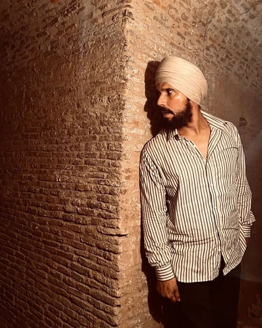 [object Object], राधे सिनेमातील अँक्शन सीनमुळे त्याच्या गुडघ्याला दुखापत झाली होती. उजव्या पायाच्या गुडघ्याचं ऑपरेशन करावं लागलं होतं.